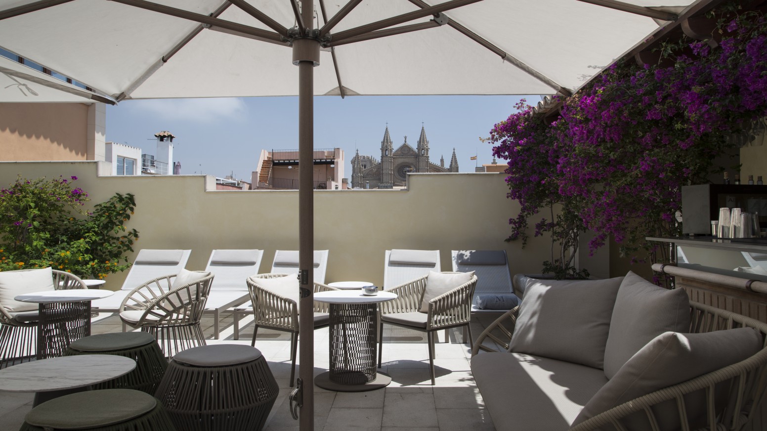 Private Rooftop-Terrasse mit Blick auf die Kathedrale in Palma